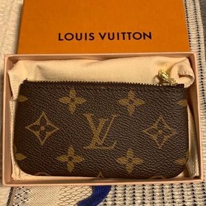 Louis Vuitton Keycase - Mint Condition